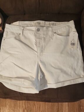 White Denim Women's Shorts - Size 16